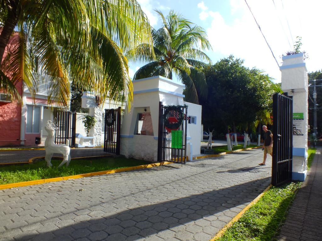 Casa La Palma B&B Playa del Carmen Bagian luar foto