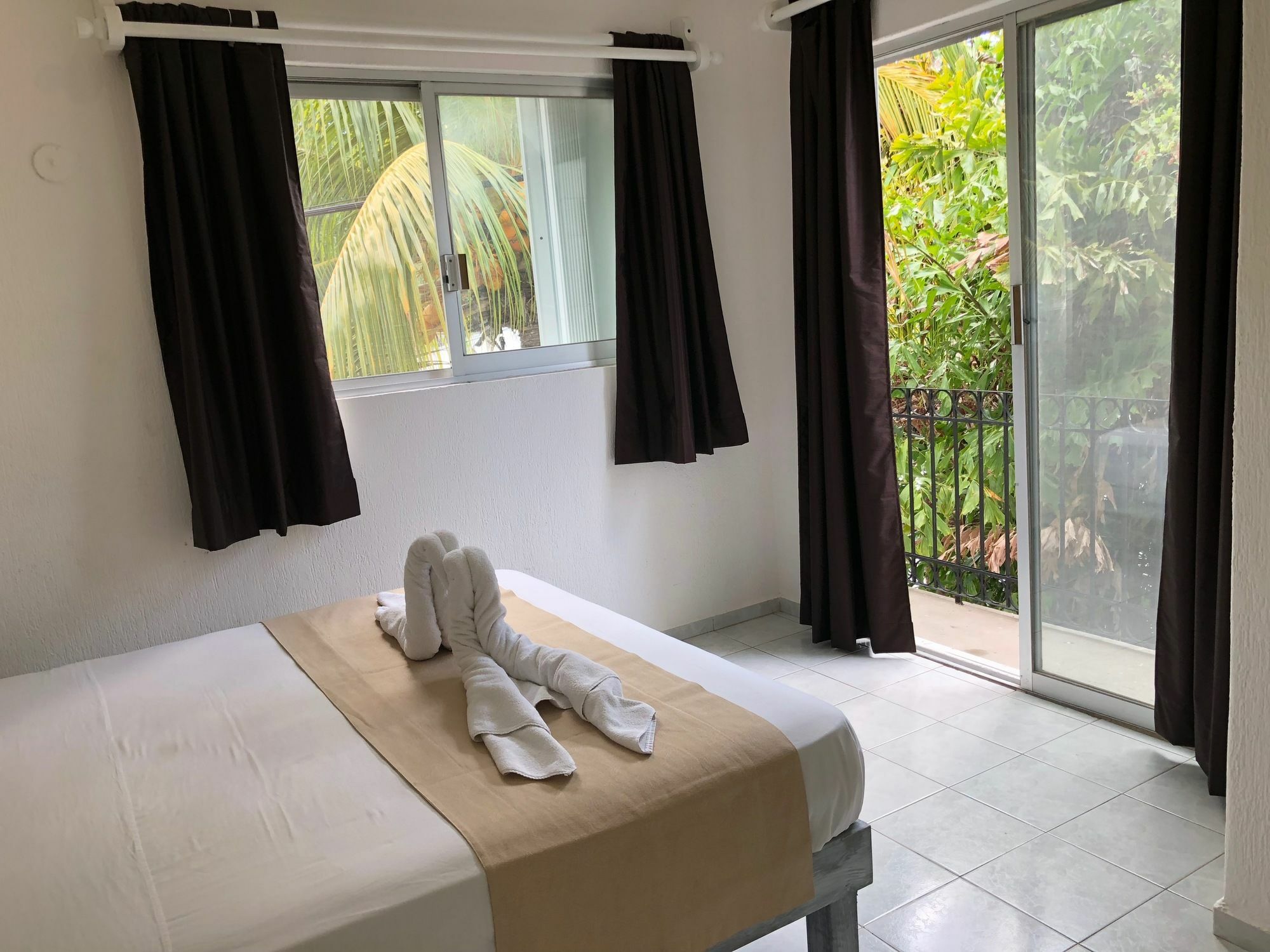 Casa La Palma B&B Playa del Carmen Bagian luar foto